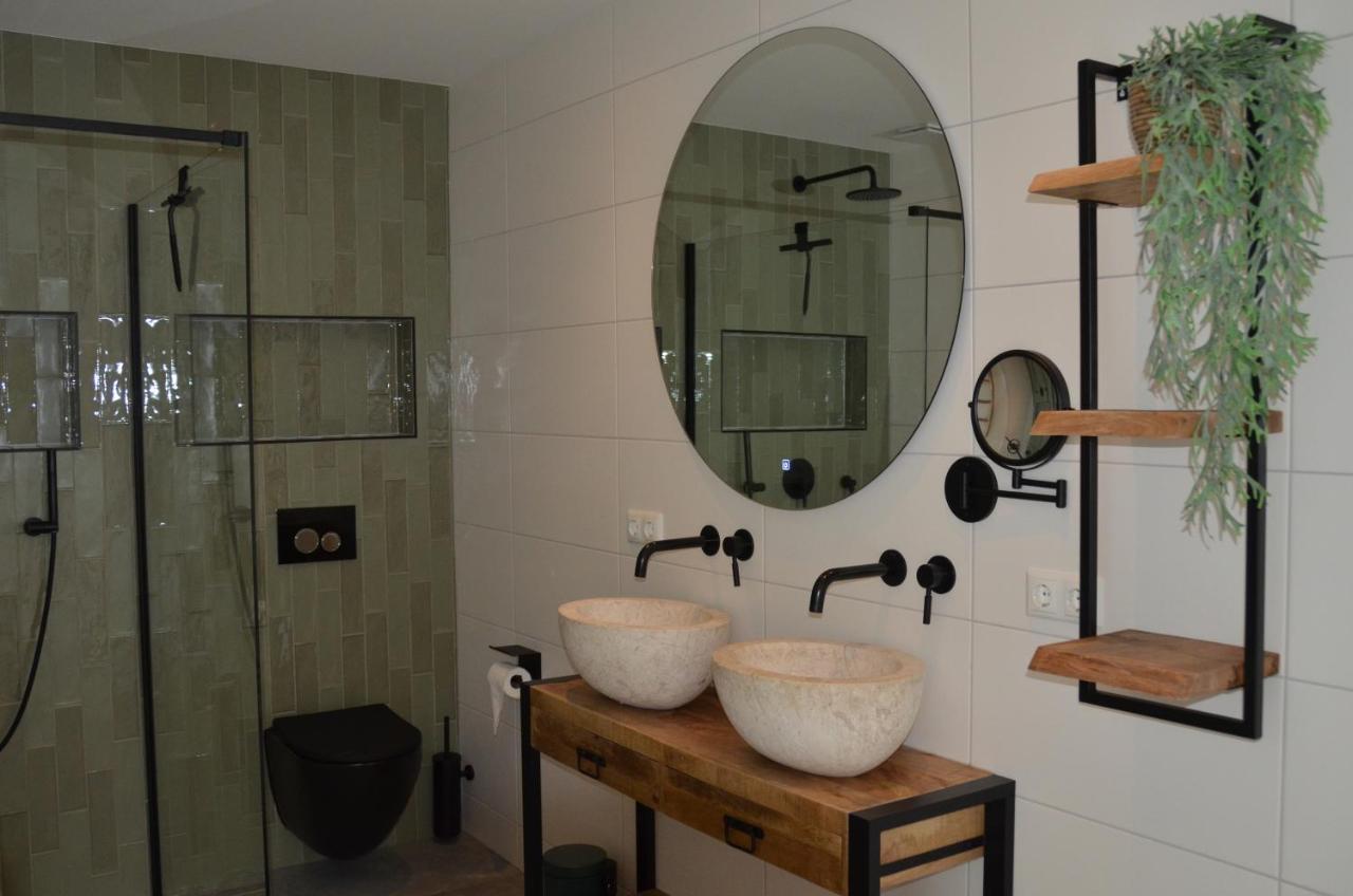 נורדוויק Olive Beach, Luxury Beachhouse 150 M From The Beach מראה חיצוני תמונה